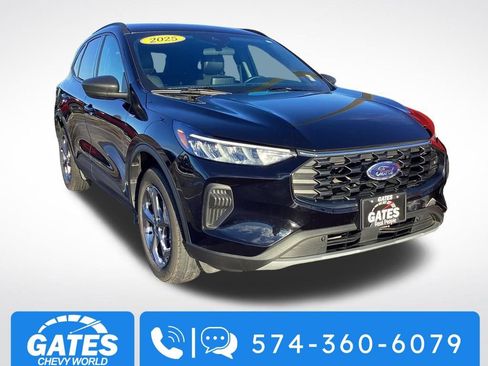 Used 2025 Ford Escape ST-Line image 1