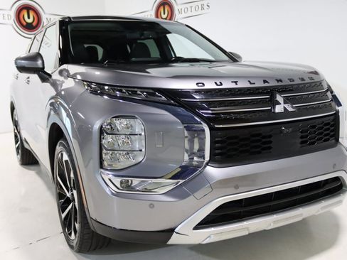 Used 2022 Mitsubishi Outlander SE image 20