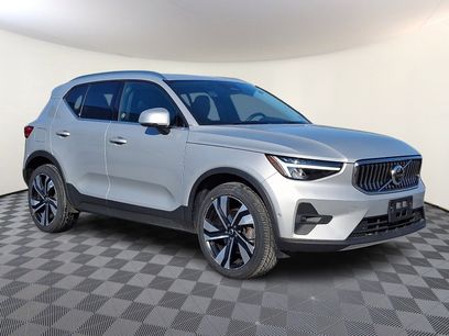Used 2023 Volvo XC40 B5 Plus w/ Driver Assist Package