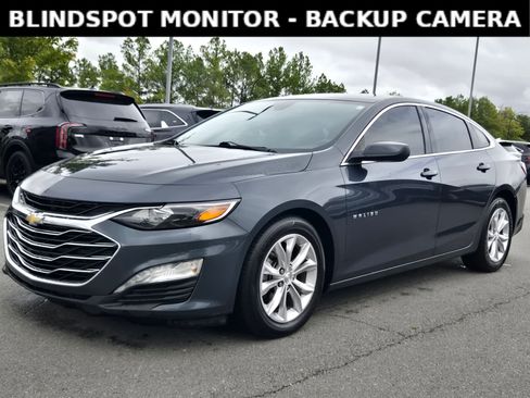 Used 2020 Chevrolet Malibu LT w/ Leather Package image 3