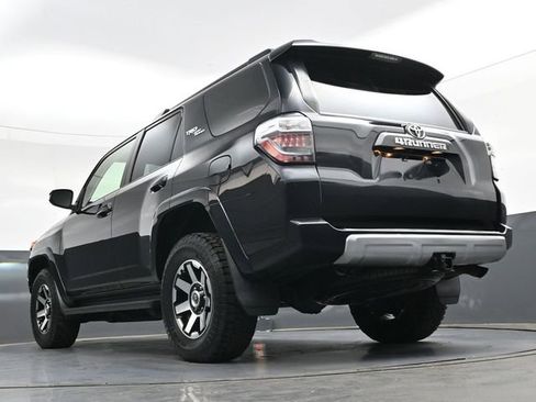 Used 2021 Toyota 4Runner TRD Off-Road AWD/4WD image 38