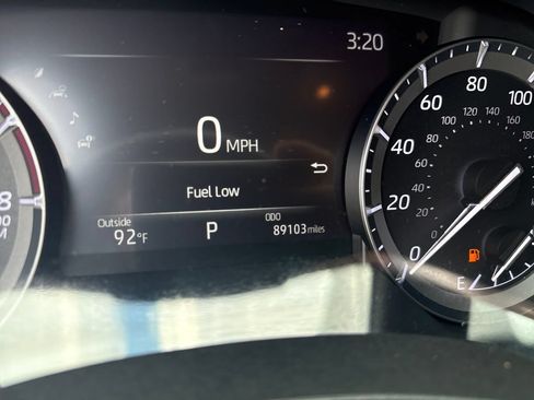 Used 2020 Toyota Highlander Limited AWD/4WD image 27