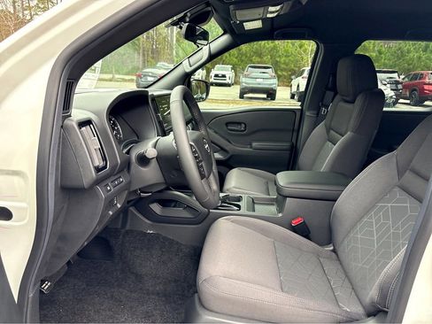 New 2026 Nissan Frontier SV w/ Tow Package RWD image 18