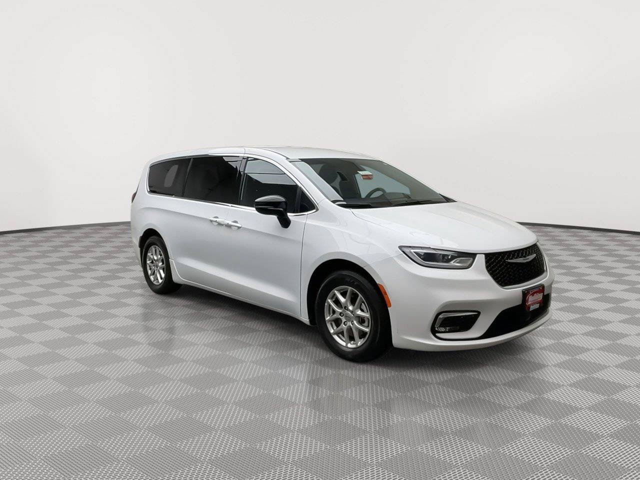 Used 2025 Chrysler Pacifica Select FWD image 39