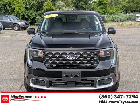 Used 2025 Ford Maverick Lariat w/ 4K Tow Package AWD/4WD image 8