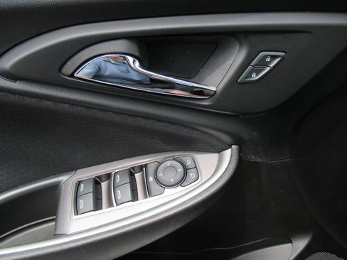 Used 2024 Chevrolet Malibu LS FWD image 19
