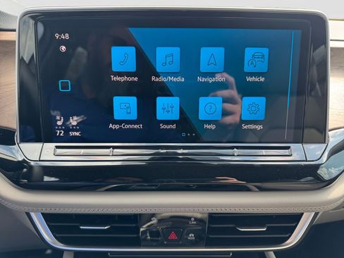 New 2026 Volkswagen Atlas SE FWD image 17