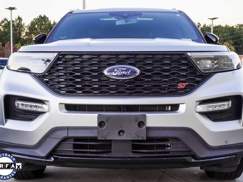 Used 2022 Ford Explorer ST image 6