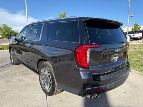 Used 2023 GMC Yukon XL Denali Ultimate AWD/4WD image 5