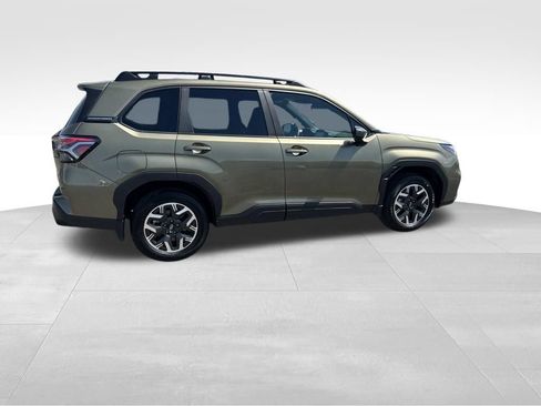Certified 2026 Subaru Forester Premium AWD/4WD image 9