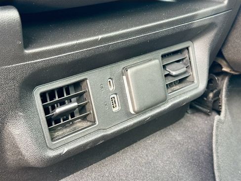 Used 2024 GMC Sierra 1500 SLT RWD image 25