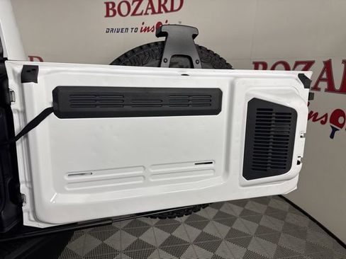 New 2025 Ford Bronco Badlands image 27