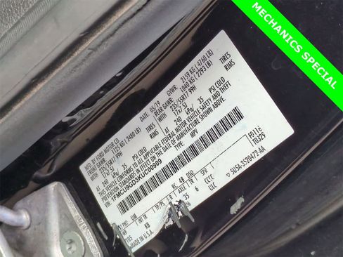 Used 2019 Ford Escape SE image 35