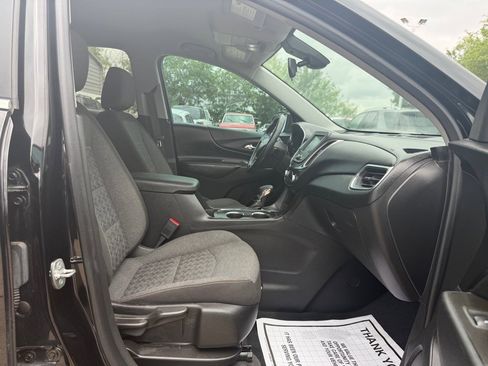 Used 2023 Chevrolet Equinox LT FWD image 19