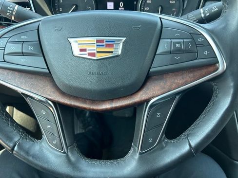 Certified 2023 Cadillac XT5 Premium Luxury w/ Technology Package AWD/4WD image 18