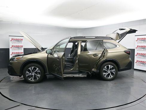 Used 2022 Subaru Outback Limited AWD/4WD image 43