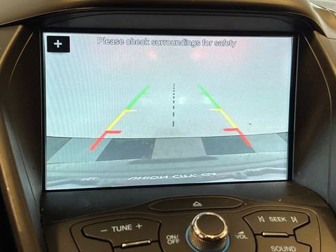 Used 2016 Ford Escape SE w/ SE Chrome Package FWD image 25