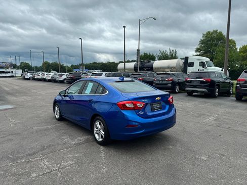 Used 2016 Chevrolet Cruze LT FWD image 5