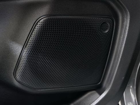 Used 2025 Ford Escape ST-Line FWD image 25