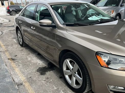 Used 2015 Volkswagen Passat 1.8T S image 7