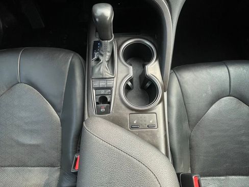 Used 2024 Toyota Camry XSE FWD image 20