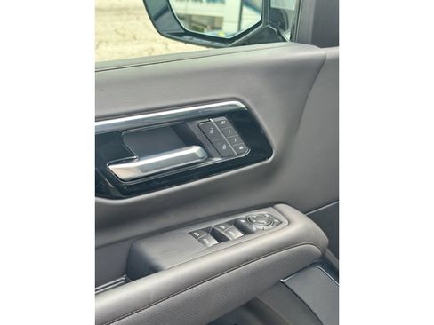 New 2025 Chevrolet Tahoe High Country image 8