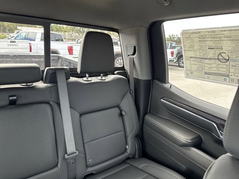 New 2026 GMC Sierra 1500 SLT w/ SLT Premium Plus Package AWD/4WD image 18