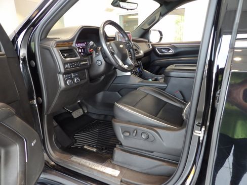 Used 2021 Chevrolet Suburban Premier AWD/4WD image 11