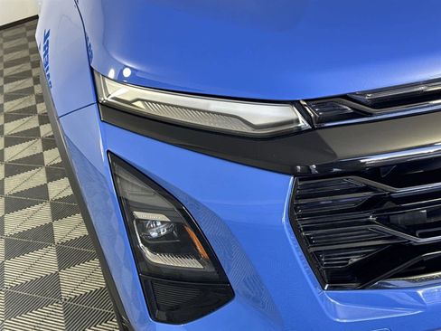 Used 2025 Chevrolet Equinox RS image 9