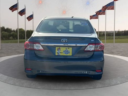 Used 2012 Toyota Corolla LE FWD image 5