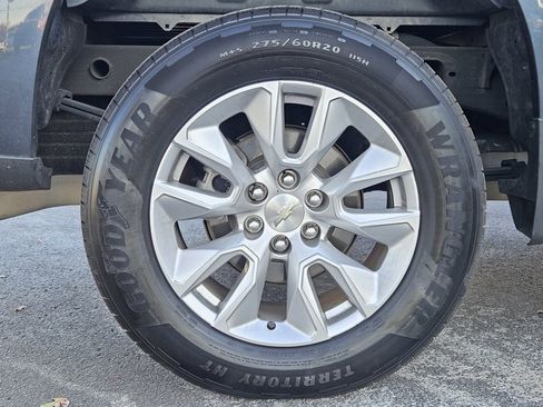 Used 2021 Chevrolet Silverado 1500 Custom w/ LPO, Dark Essentials Package image 9