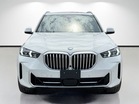 Used 2024 BMW X5 xDrive50e AWD/4WD image 8