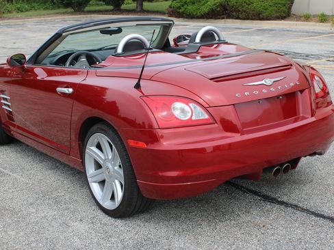 Used 2005 Chrysler Crossfire Limited RWD image 24
