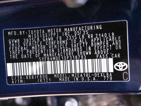 Used 2025 Toyota Corolla LE FWD image 38