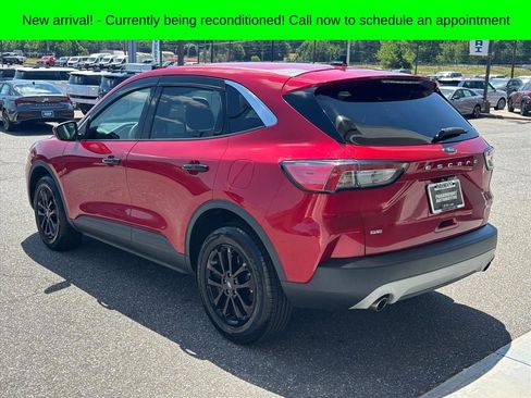 Used 2020 Ford Escape SE AWD/4WD image 2