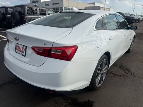 Used 2023 Chevrolet Malibu LT image 3