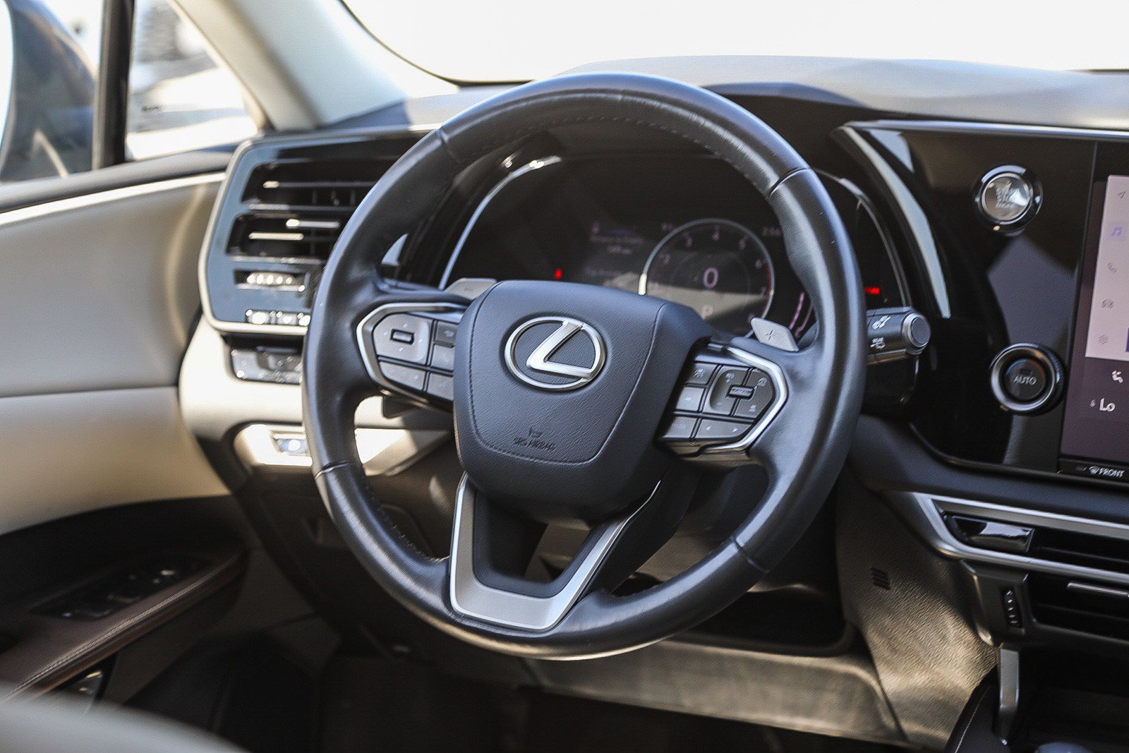 Certified 2024 Lexus RX 350 FWD w/ Cold Area Package image 15