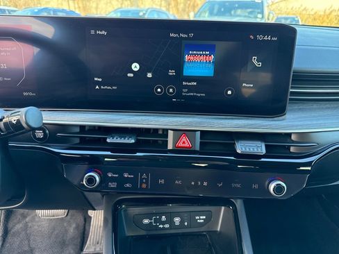 Used 2025 Kia K5 EX image 12