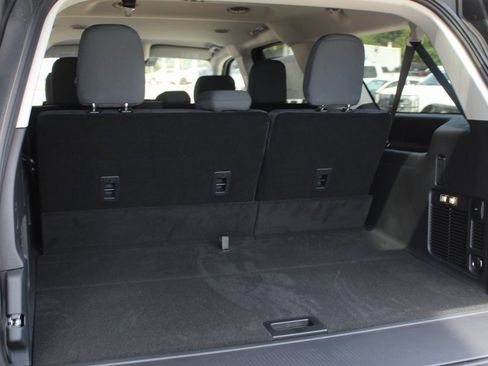 New 2025 Ford Expedition Max Active image 16