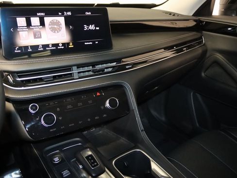 Used 2023 INFINITI QX60 Pure image 46