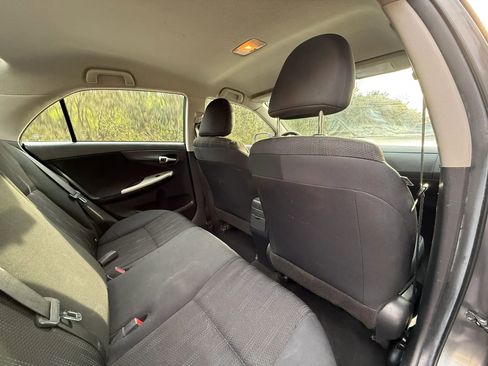 Used 2011 Toyota Corolla S image 10