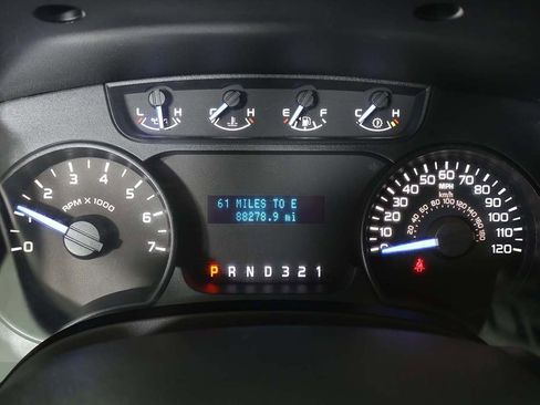 Used 2011 Ford F150 STX w/ Communications Pkg image 29