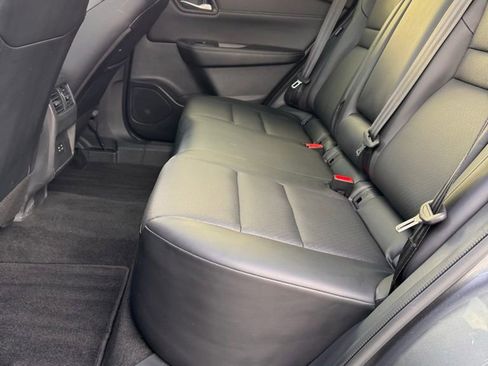 Used 2023 Nissan Rogue SV w/ SV Premium B Package image 11