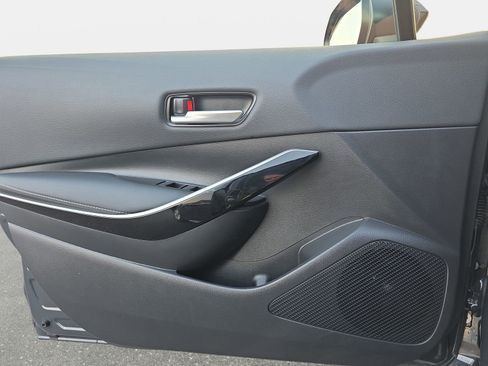 Used 2025 Toyota Corolla XLE image 26