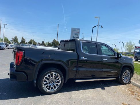 Used 2023 GMC Sierra 1500 Denali Ultimate AWD/4WD image 4