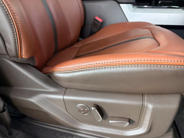 Used 2022 Ford F350 King Ranch w/ King Ranch Ultimate Package AWD/4WD image 32