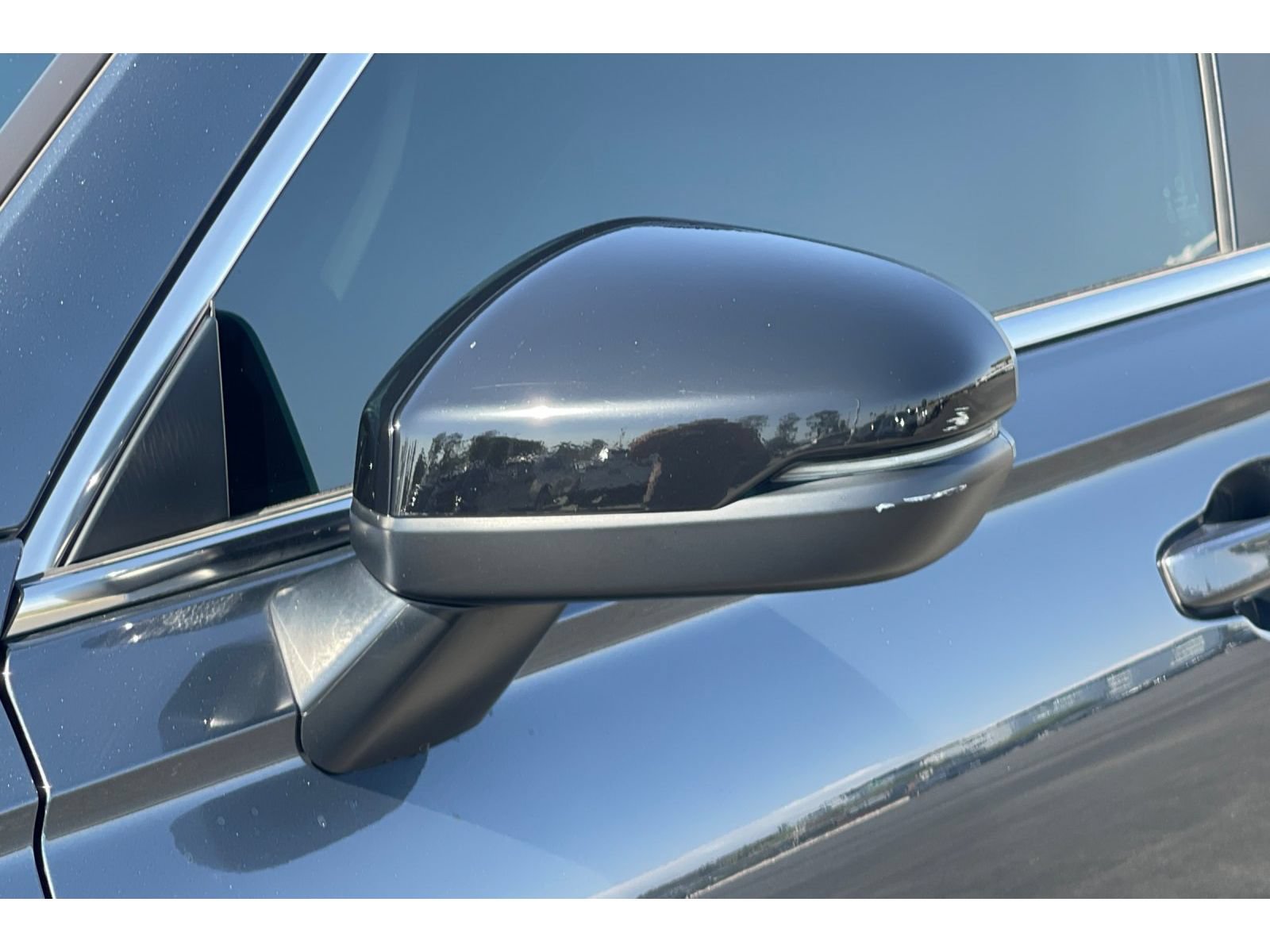Used 2024 Honda CR-V Sport Touring image 12