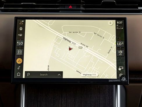Certified 2025 Land Rover Range Rover SE AWD/4WD image 22