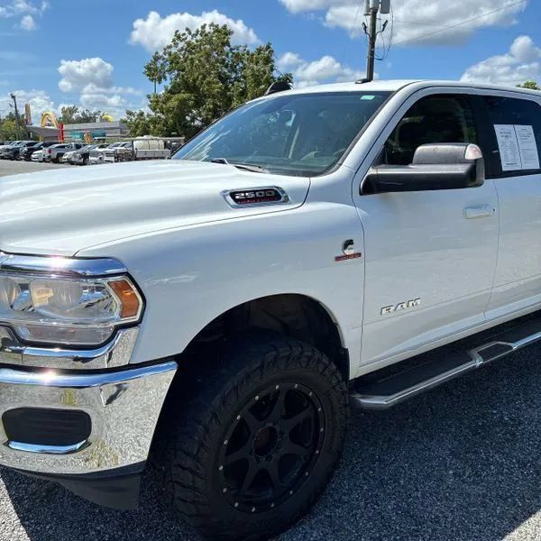 Used 2022 RAM 2500 Big Horn AWD/4WD image 2
