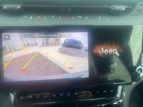 New 2026 Jeep Grand Cherokee L Limited AWD/4WD image 26